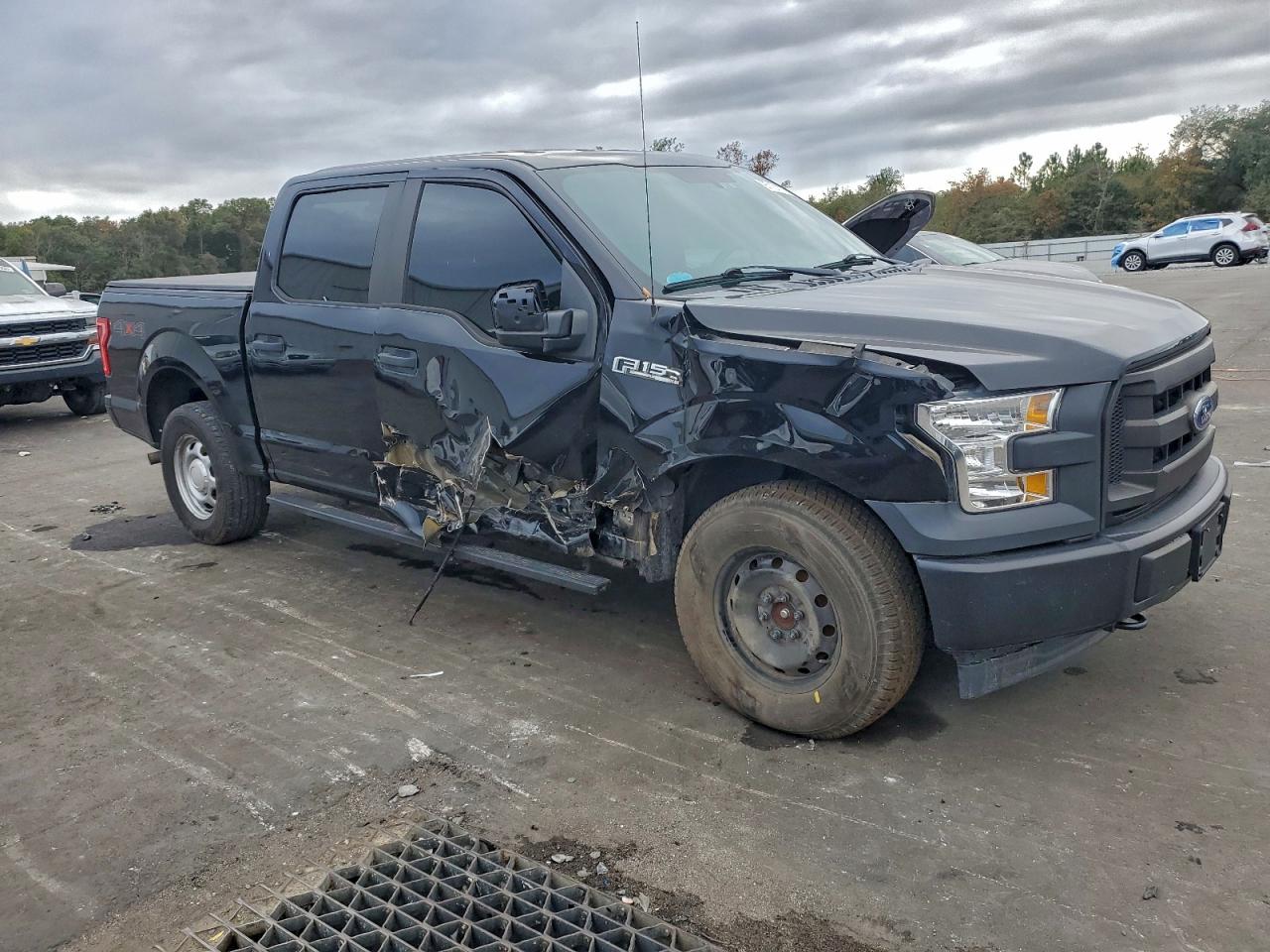 2017 FORD F150 SUPERCREW photo 4