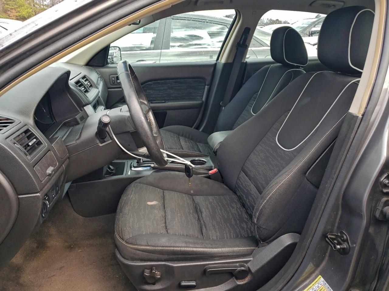 2010 FORD FUSION SE photo 7