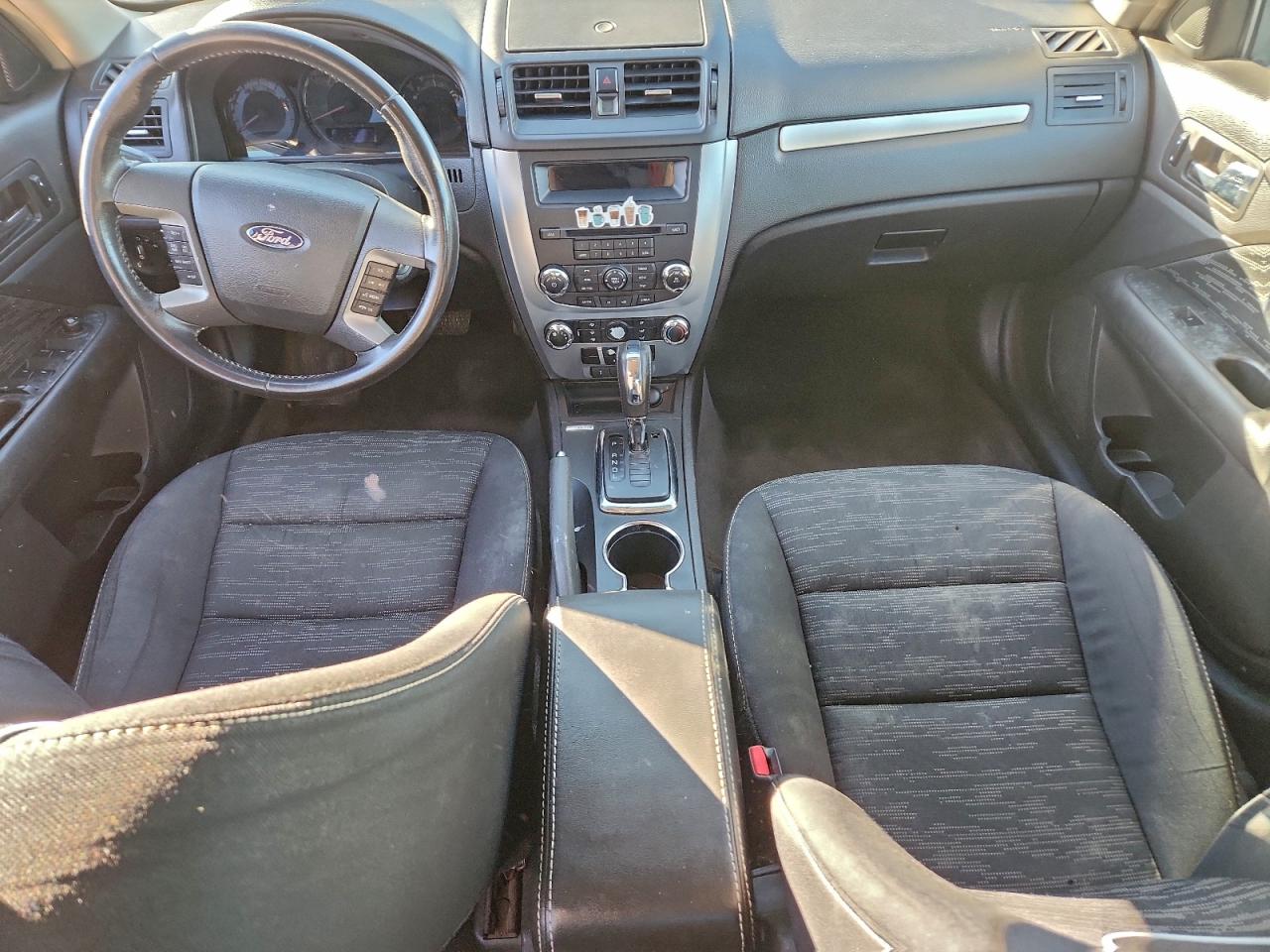2010 FORD FUSION SE photo 8