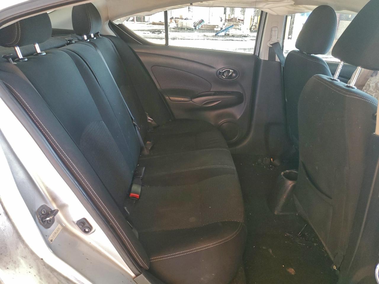 2018 NISSAN VERSA S photo 28