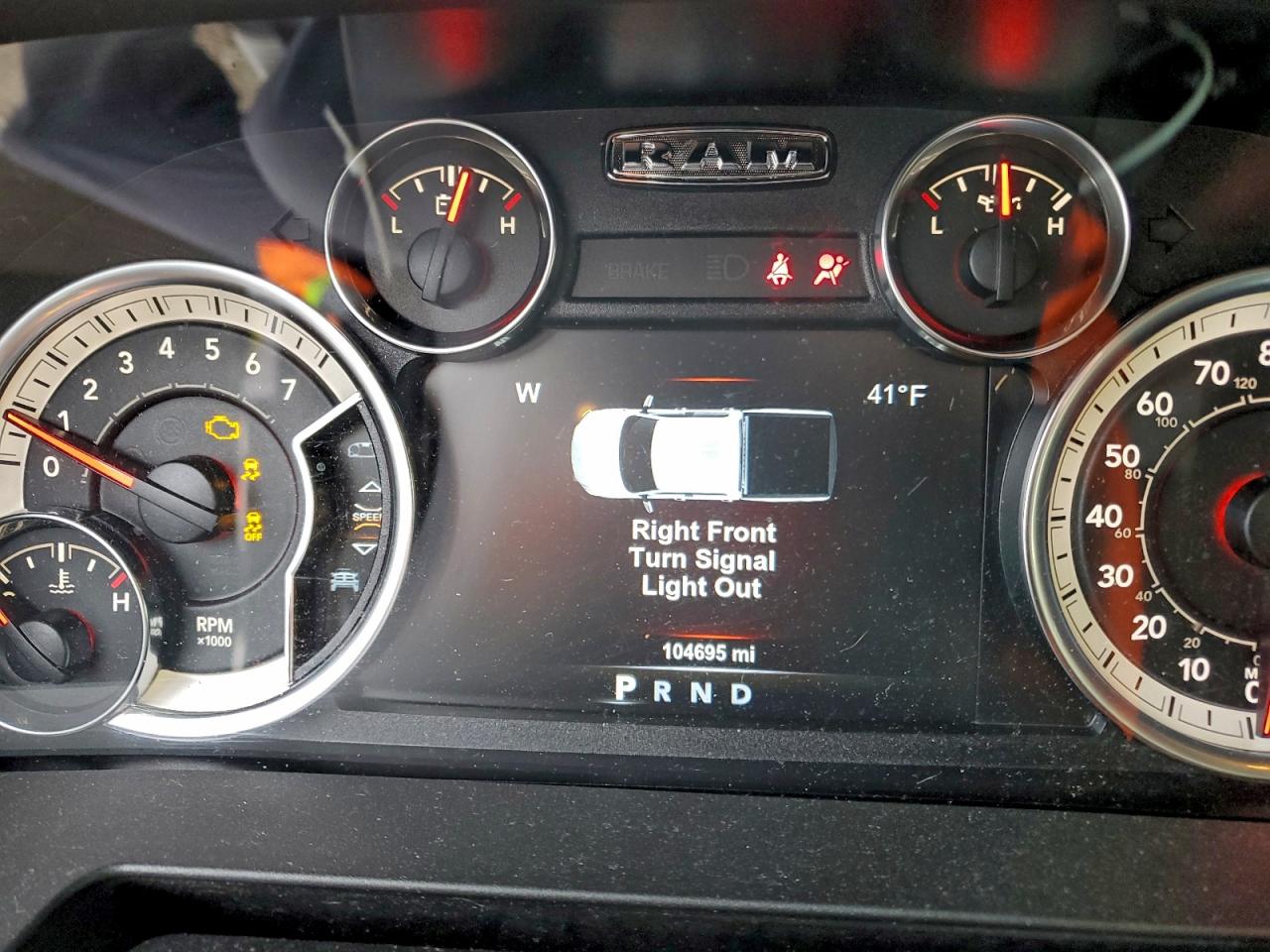 2018 RAM 1500 SLT photo 17