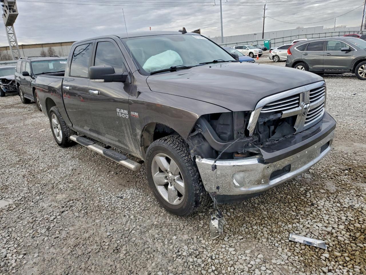 2018 RAM 1500 SLT photo 7