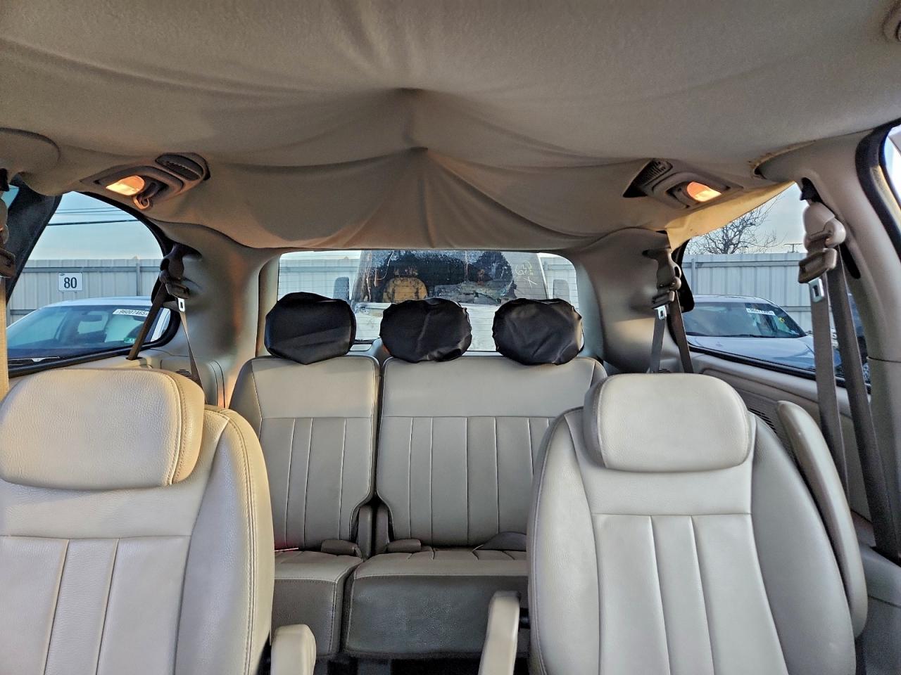 2006 CHRYSLER TOWN & COUNTRY TOURING photo 10