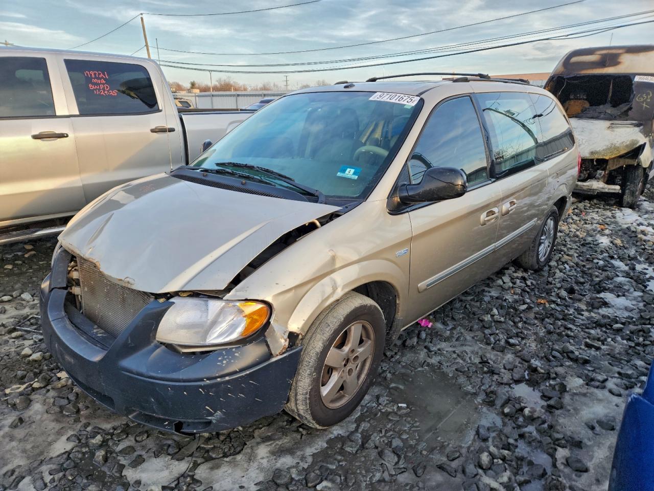 2006 CHRYSLER TOWN & COUNTRY