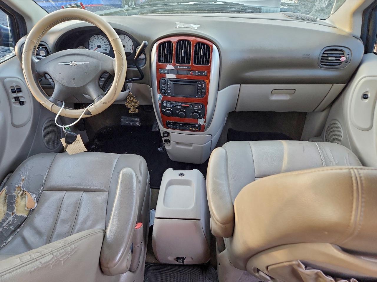 2006 CHRYSLER TOWN & COUNTRY TOURING photo 8