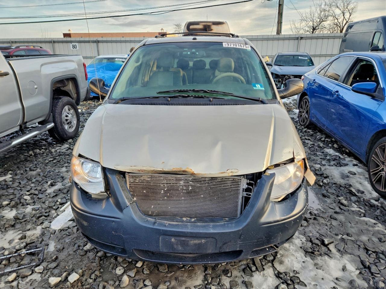 2006 CHRYSLER TOWN & COUNTRY TOURING photo 5