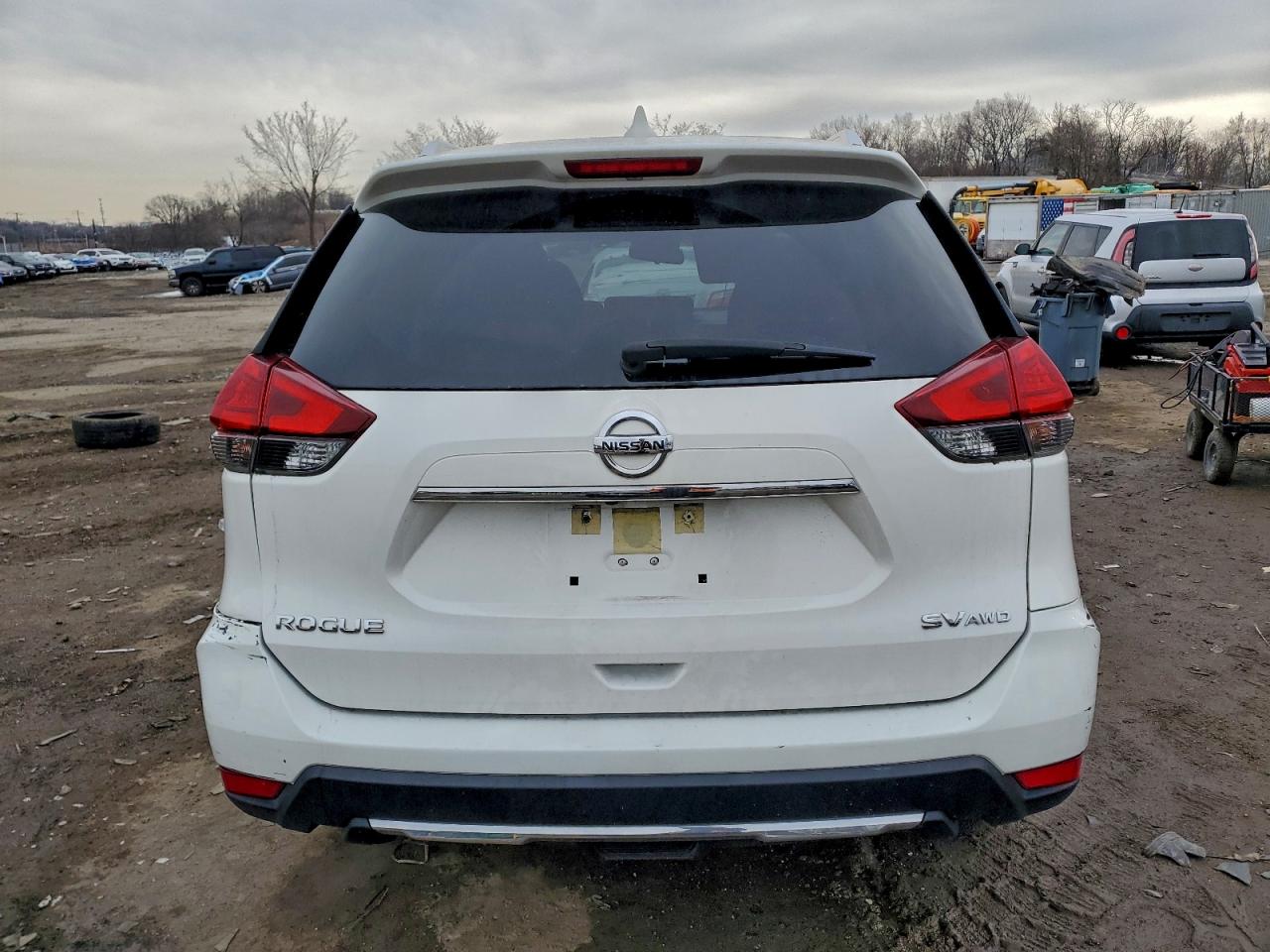 2017 NISSAN ROGUE S photo 16