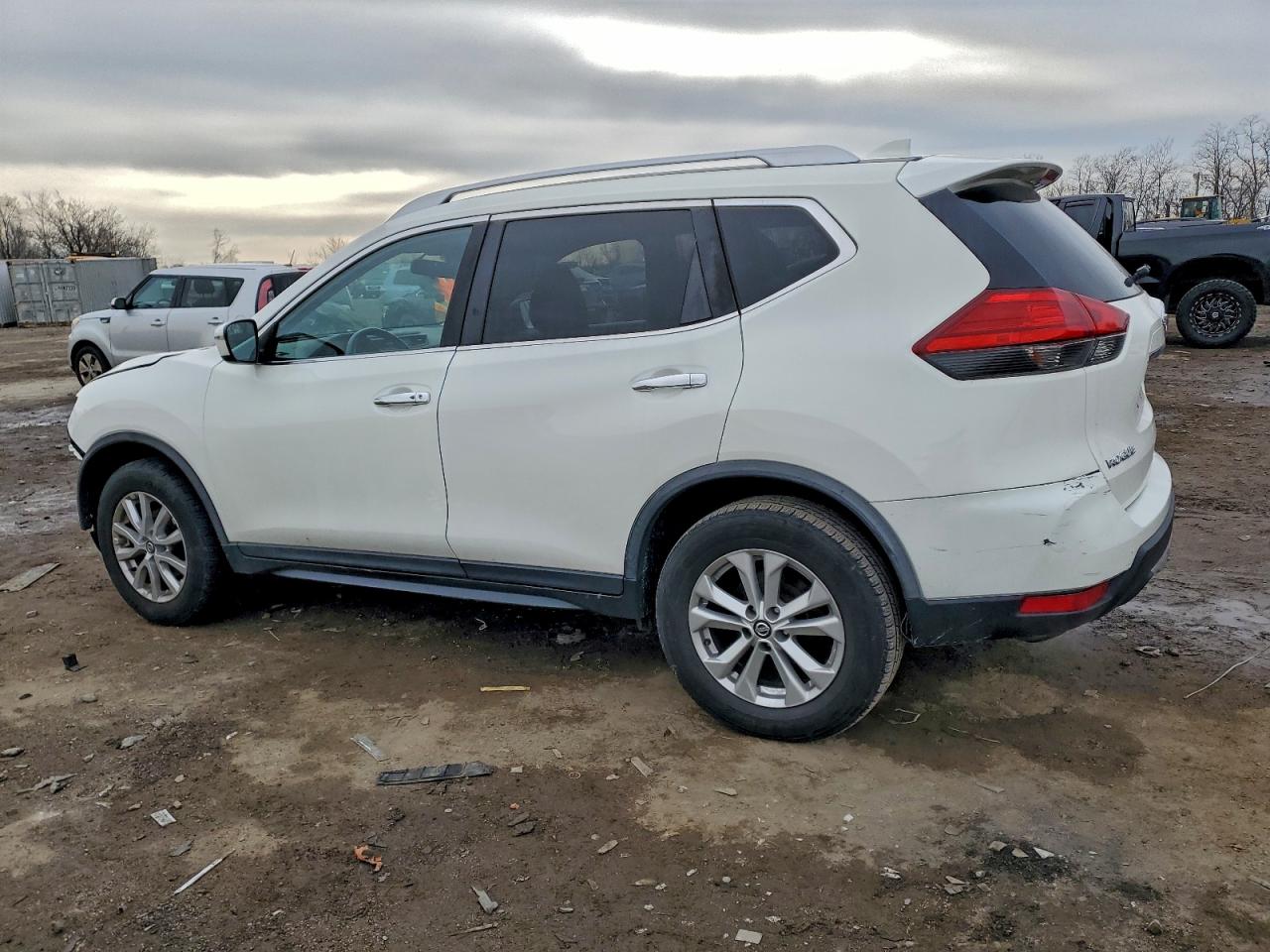 2017 NISSAN ROGUE S photo 4