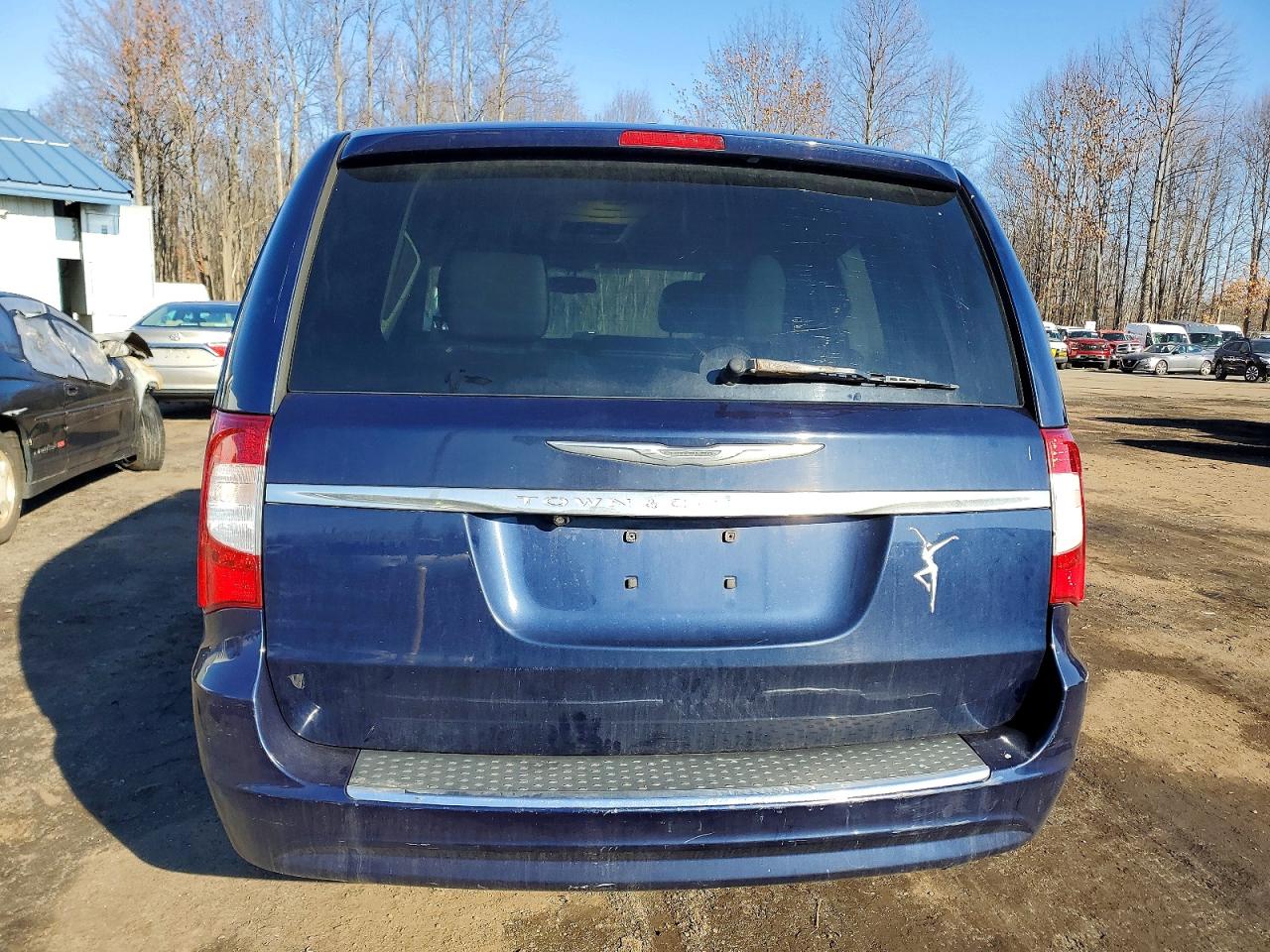 2013 CHRYSLER TOWN & COUNTRY TOURING photo 16