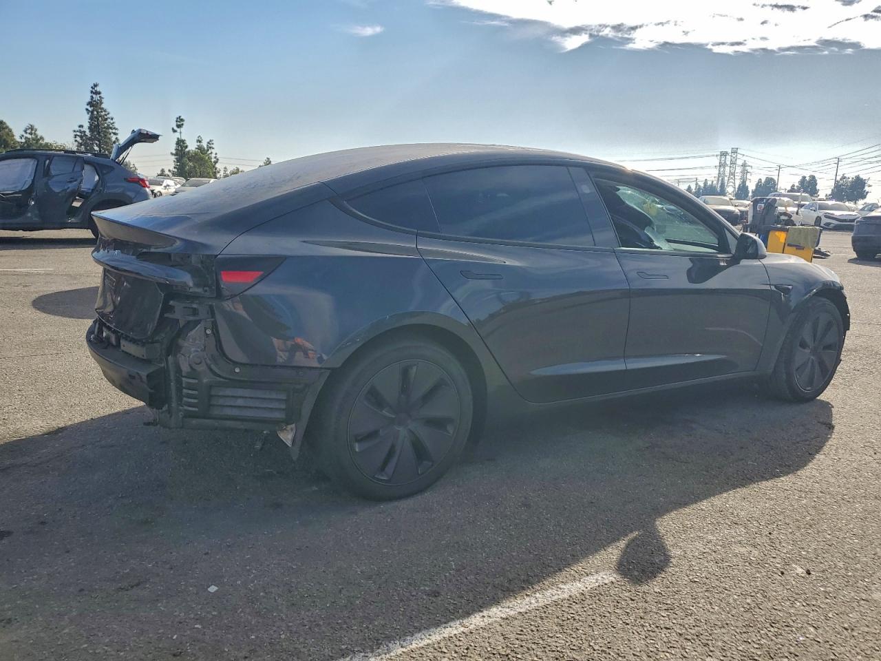 2024 TESLA MODEL 3 photo 3