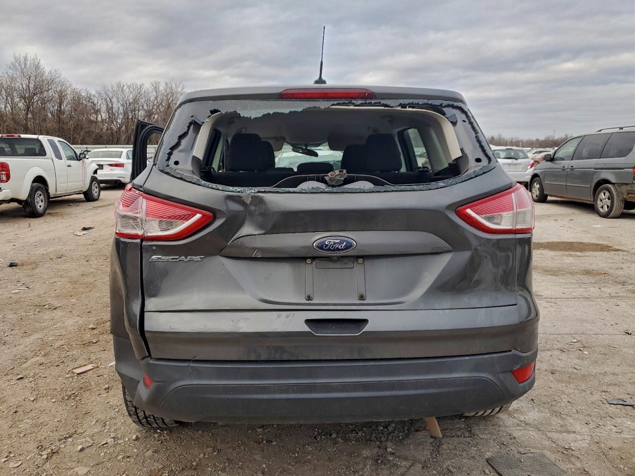 2016 FORD ESCAPE S photo 11