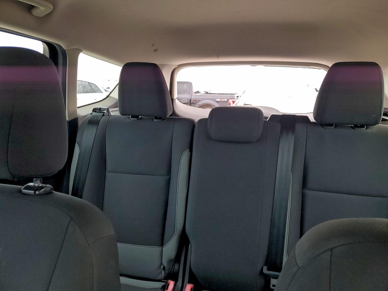 2016 FORD ESCAPE S photo 19