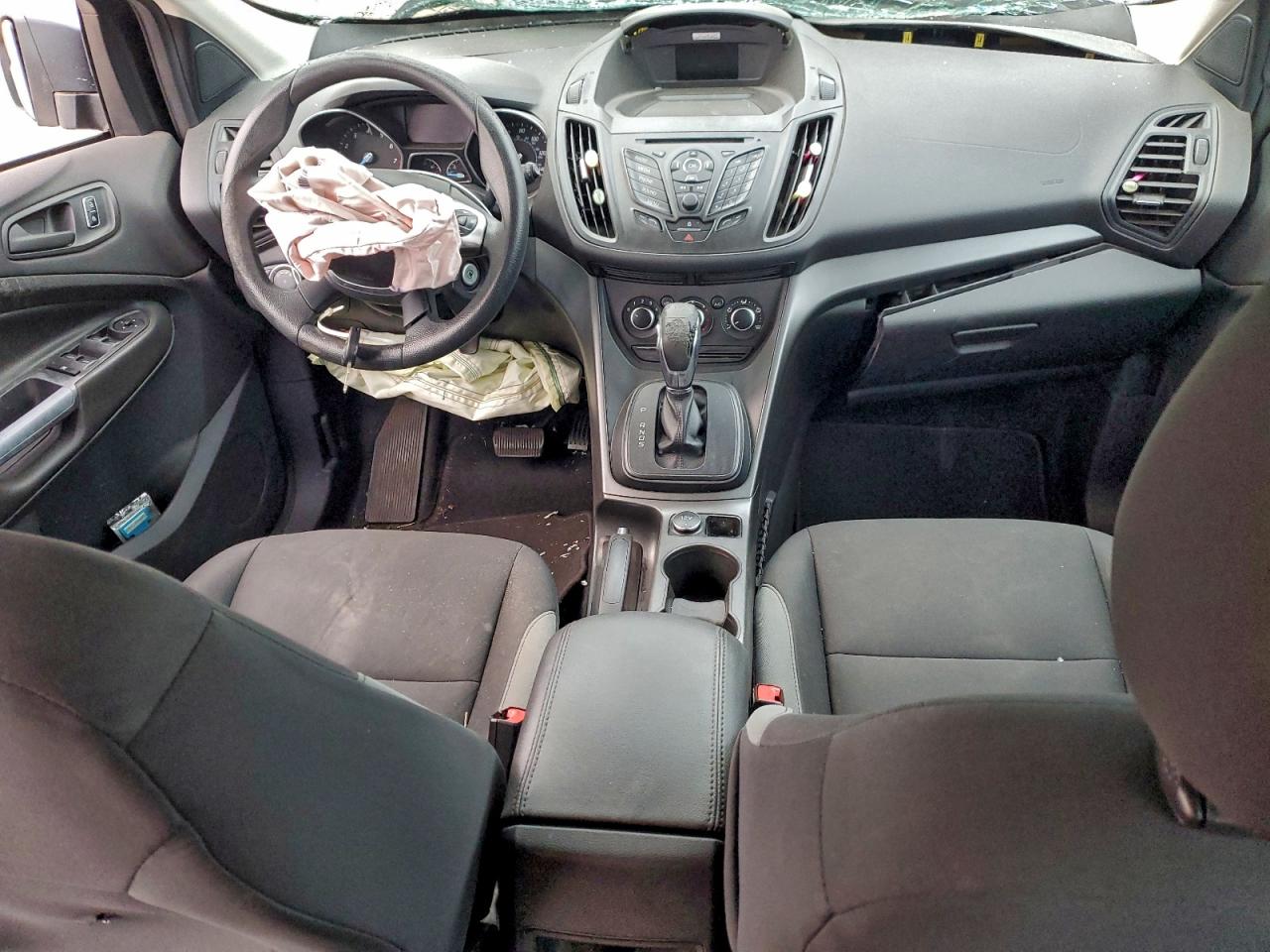 2016 FORD ESCAPE S photo 15
