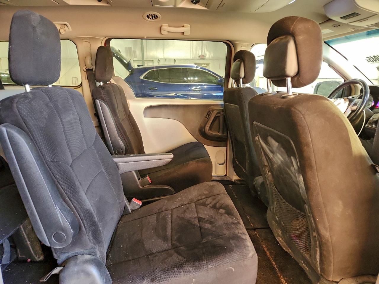 2012 CHRYSLER TOWN & COUNTRY TOURING photo 31