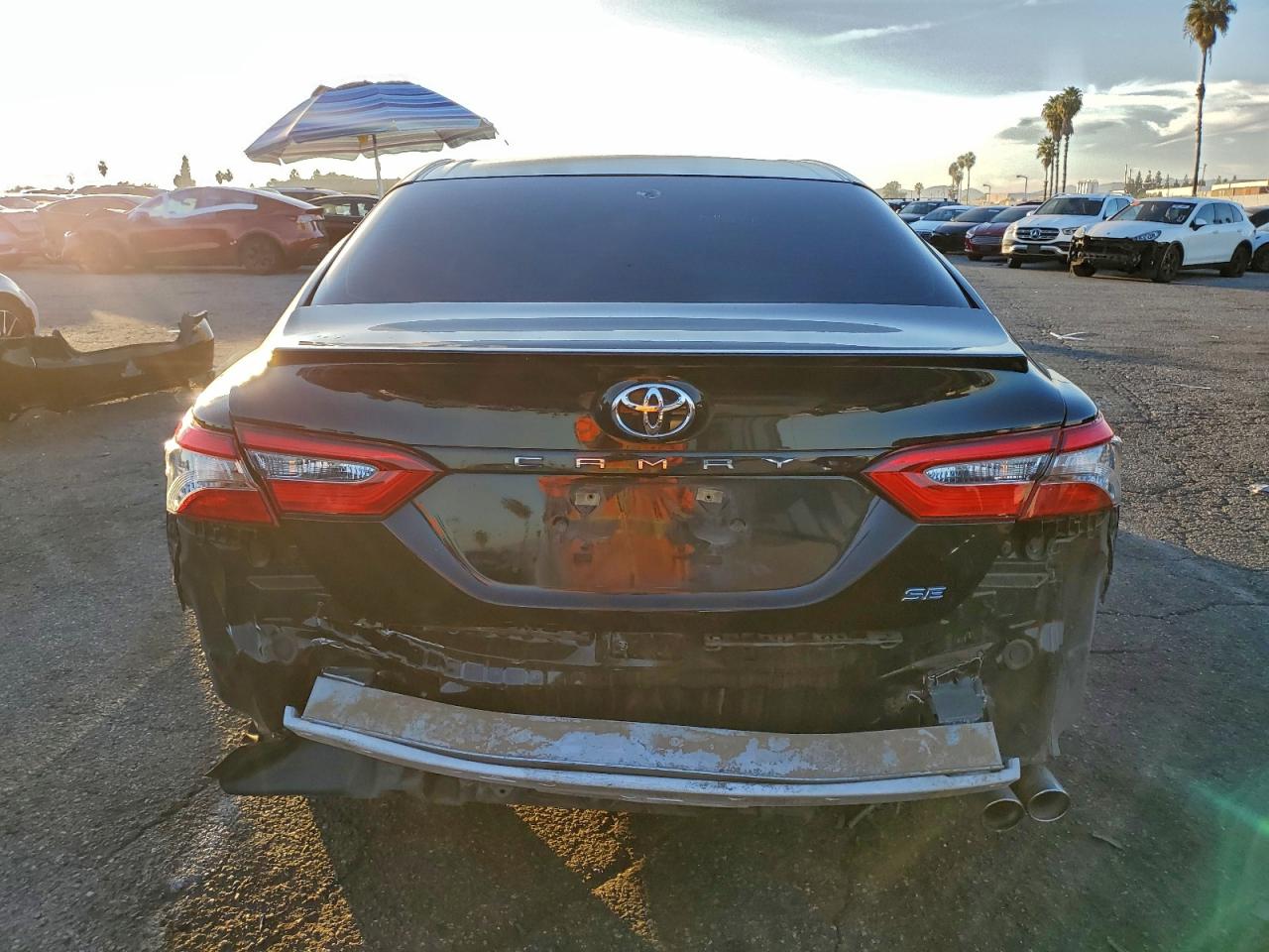 2018 TOYOTA CAMRY L photo 6