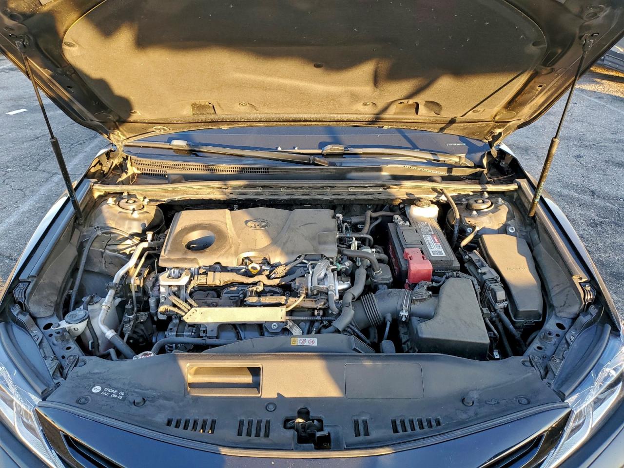 2018 TOYOTA CAMRY L photo 11