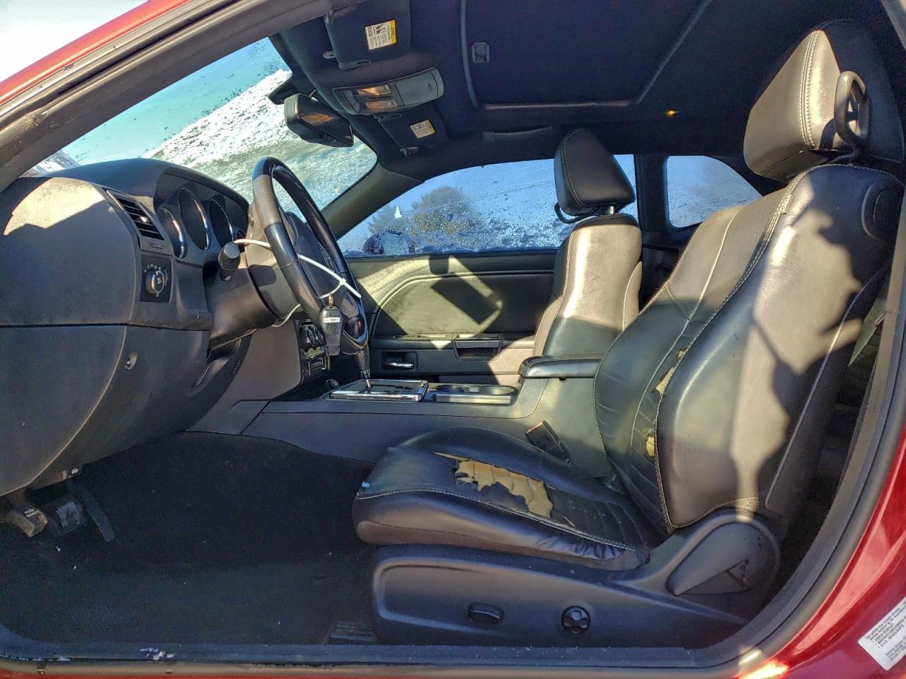 2012 DODGE CHALLENGER SXT photo 7