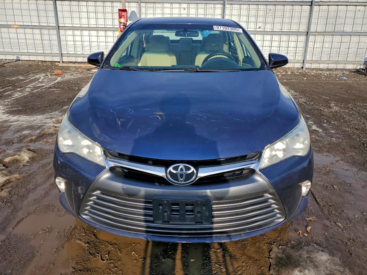 2016 TOYOTA CAMRY LE photo 9