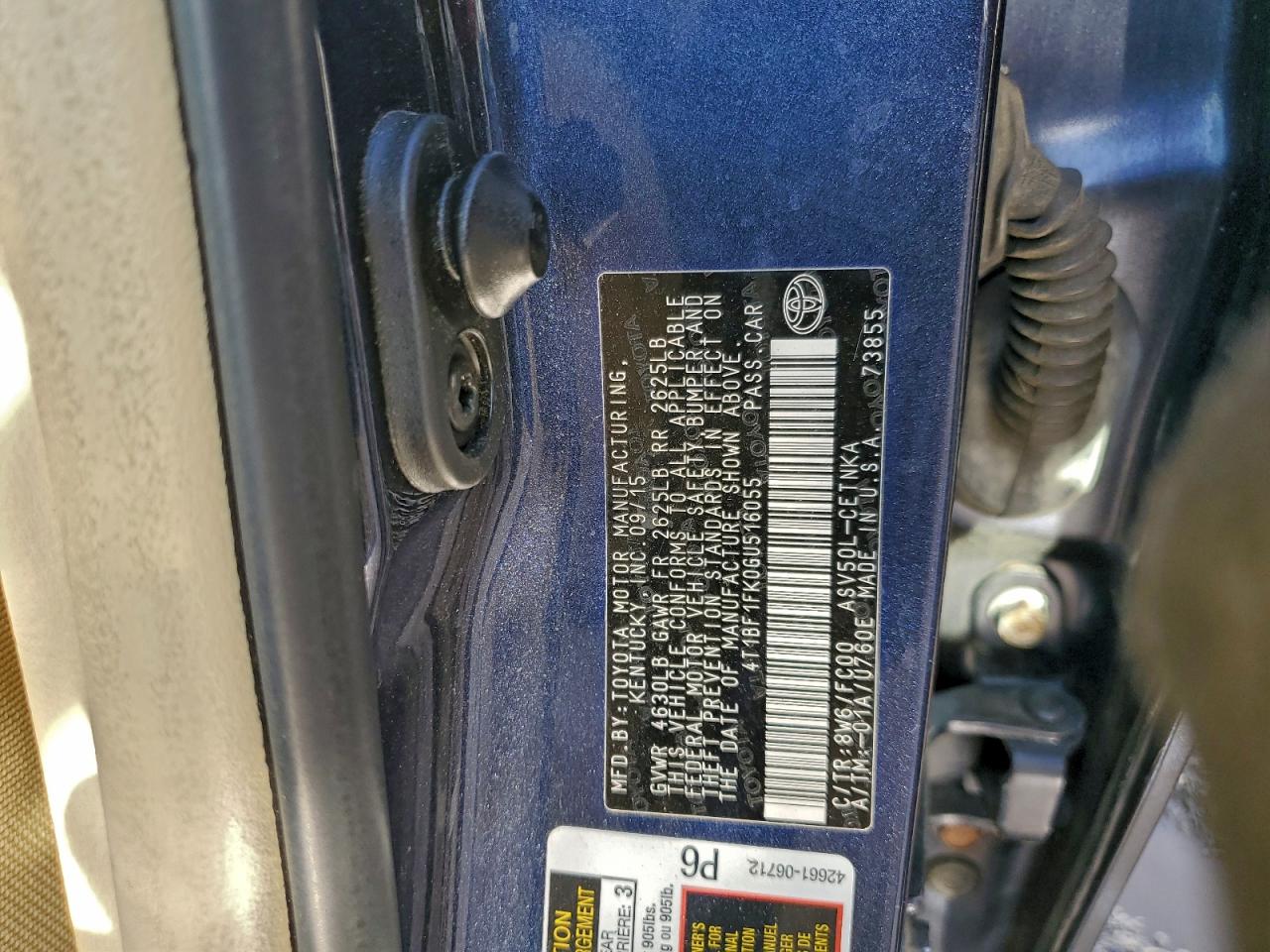 2016 TOYOTA CAMRY LE photo 23
