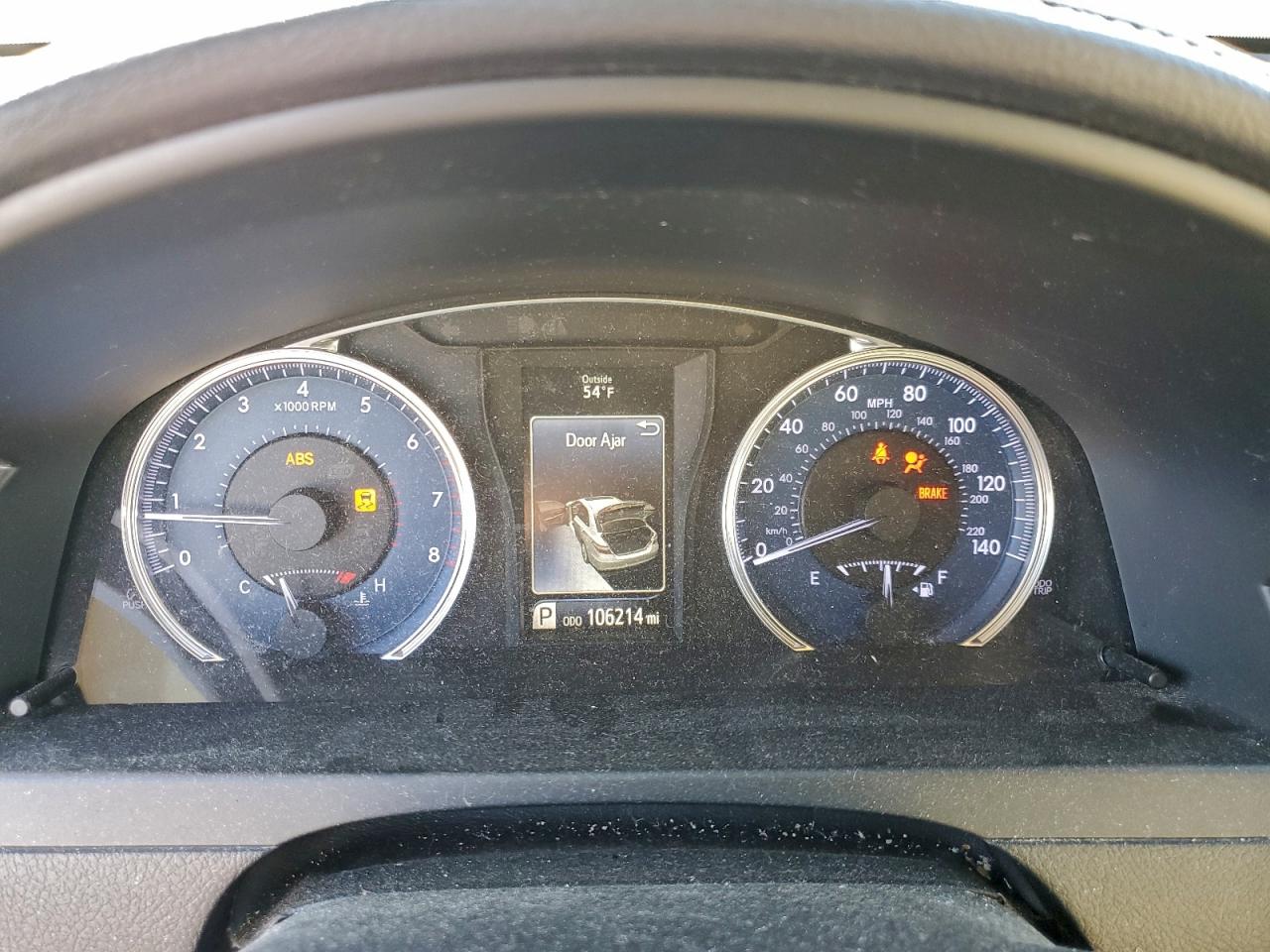 2016 TOYOTA CAMRY LE photo 17
