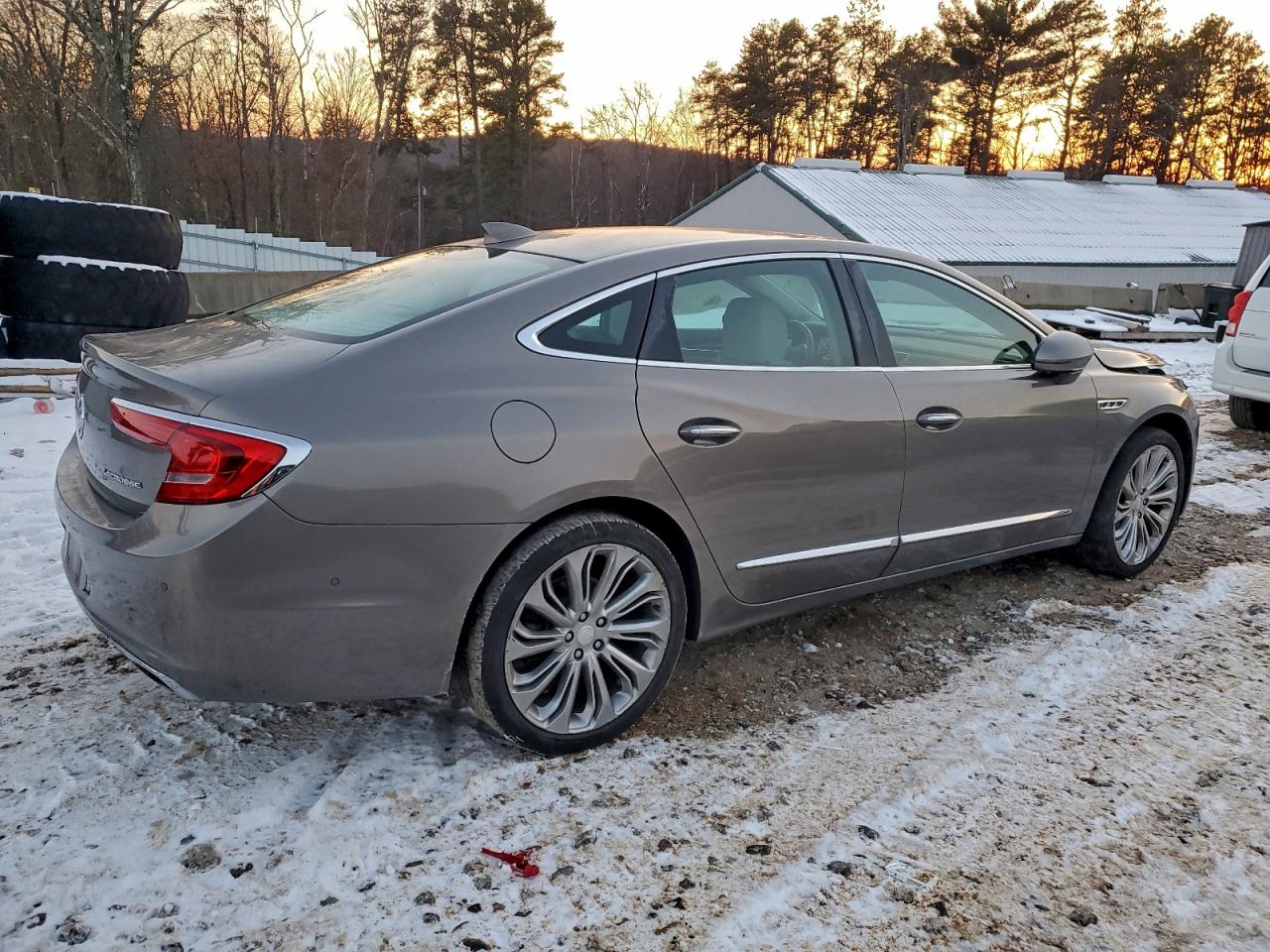 2017 BUICK LACROSSE PREMIUM photo 5