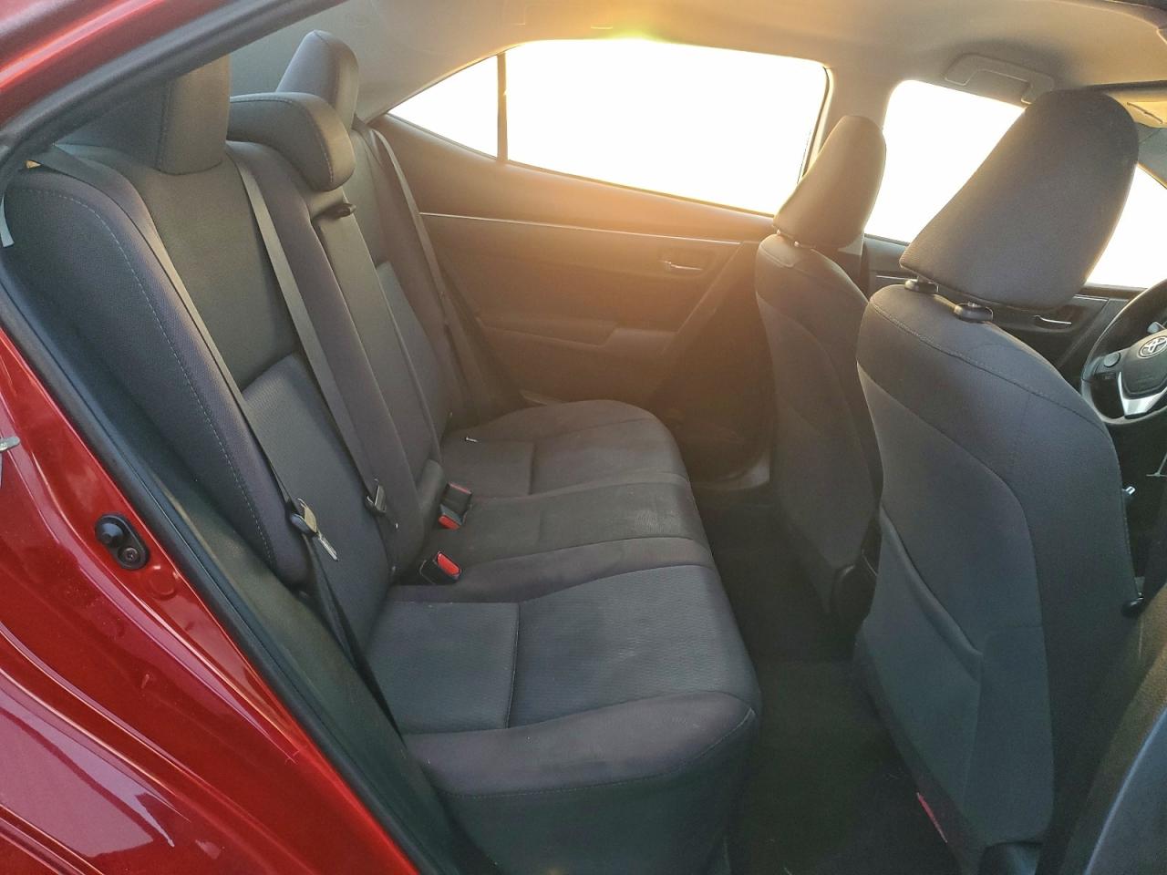2018 TOYOTA COROLLA L photo 19