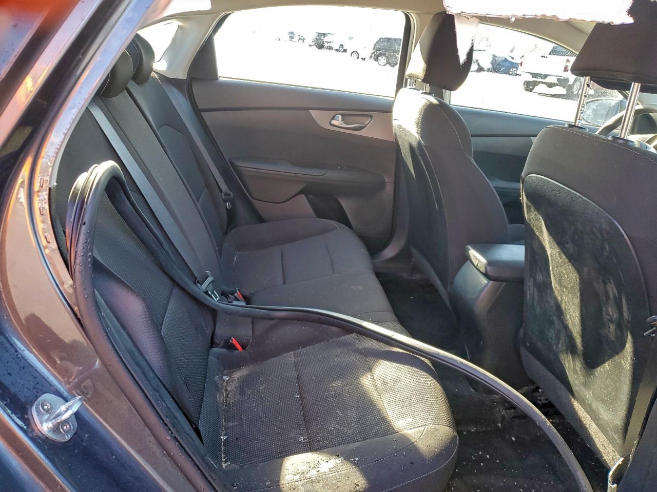 2021 KIA FORTE FE photo 19
