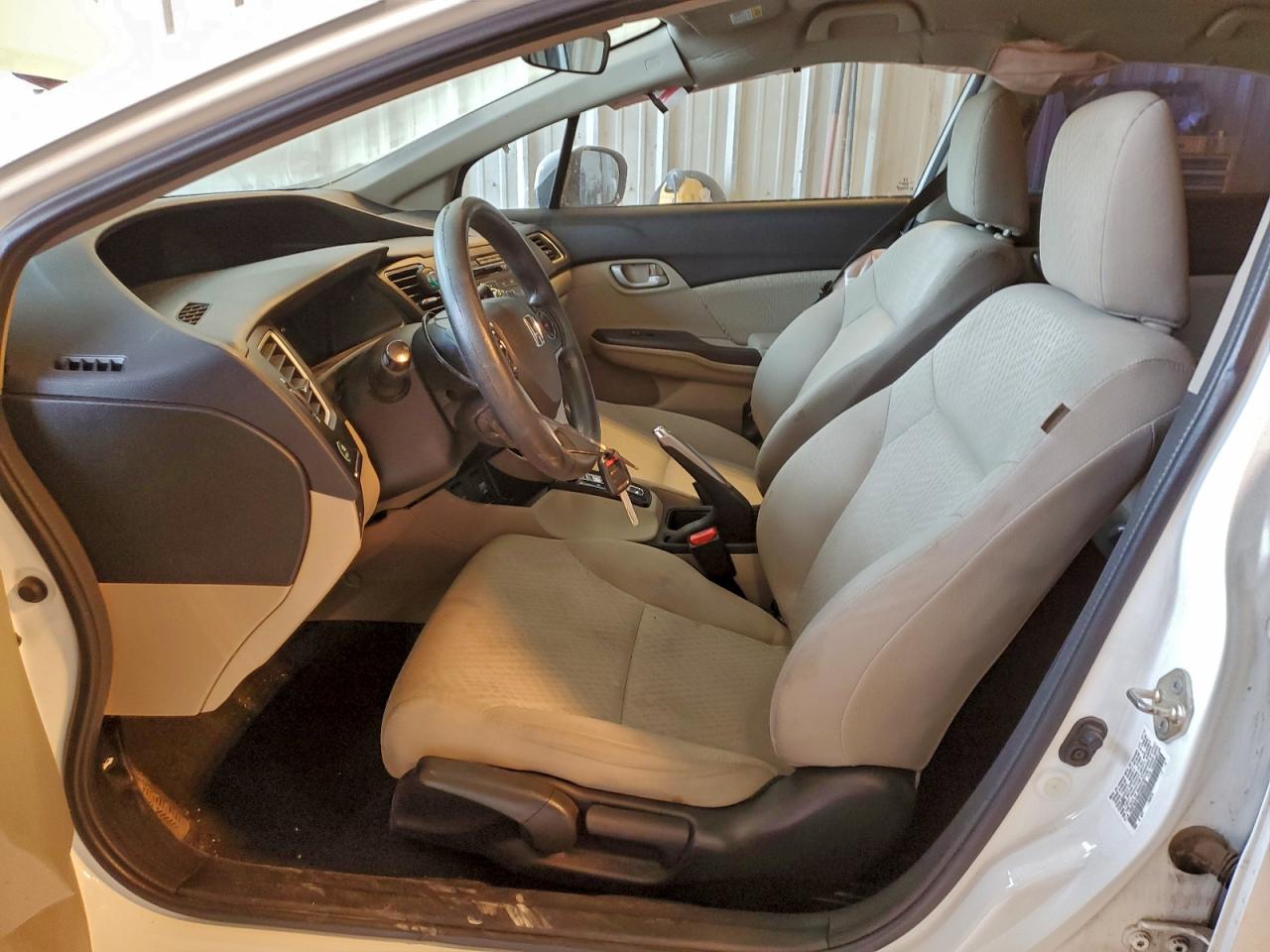 2014 HONDA CIVIC LX photo 13