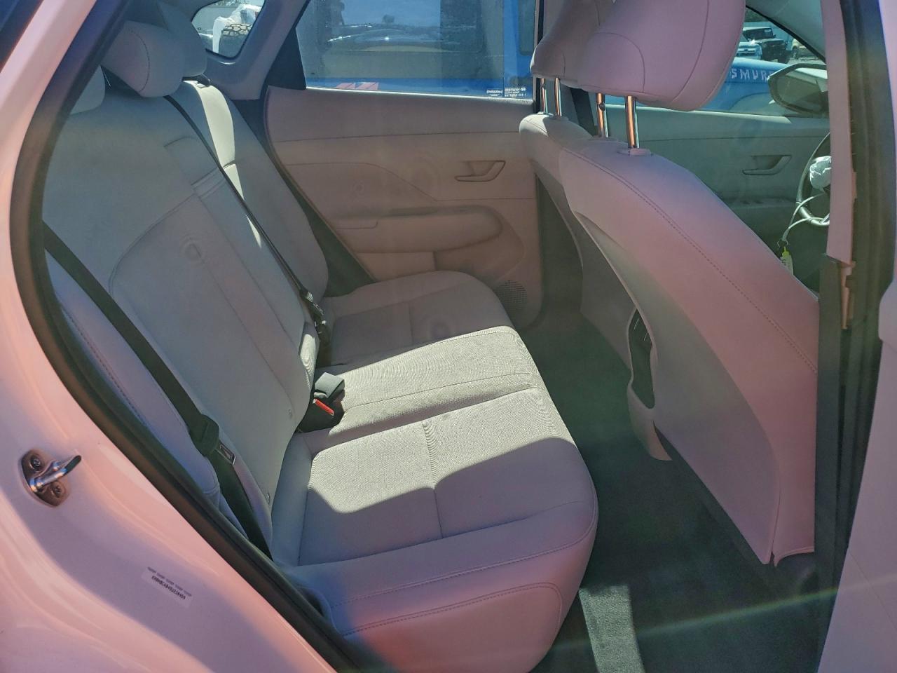 2025 HYUNDAI KONA SEL photo 11