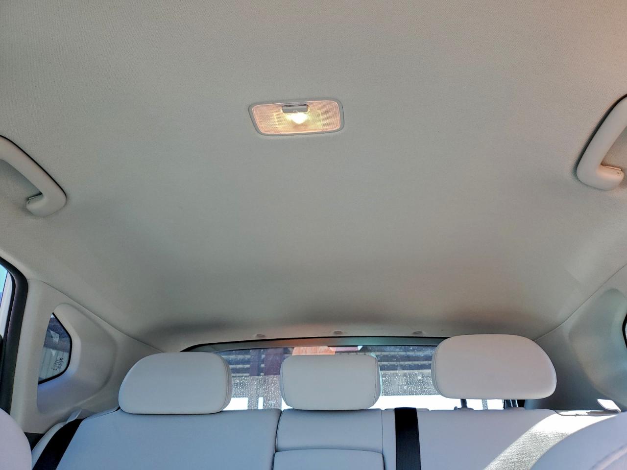 2025 HYUNDAI KONA SEL photo 10