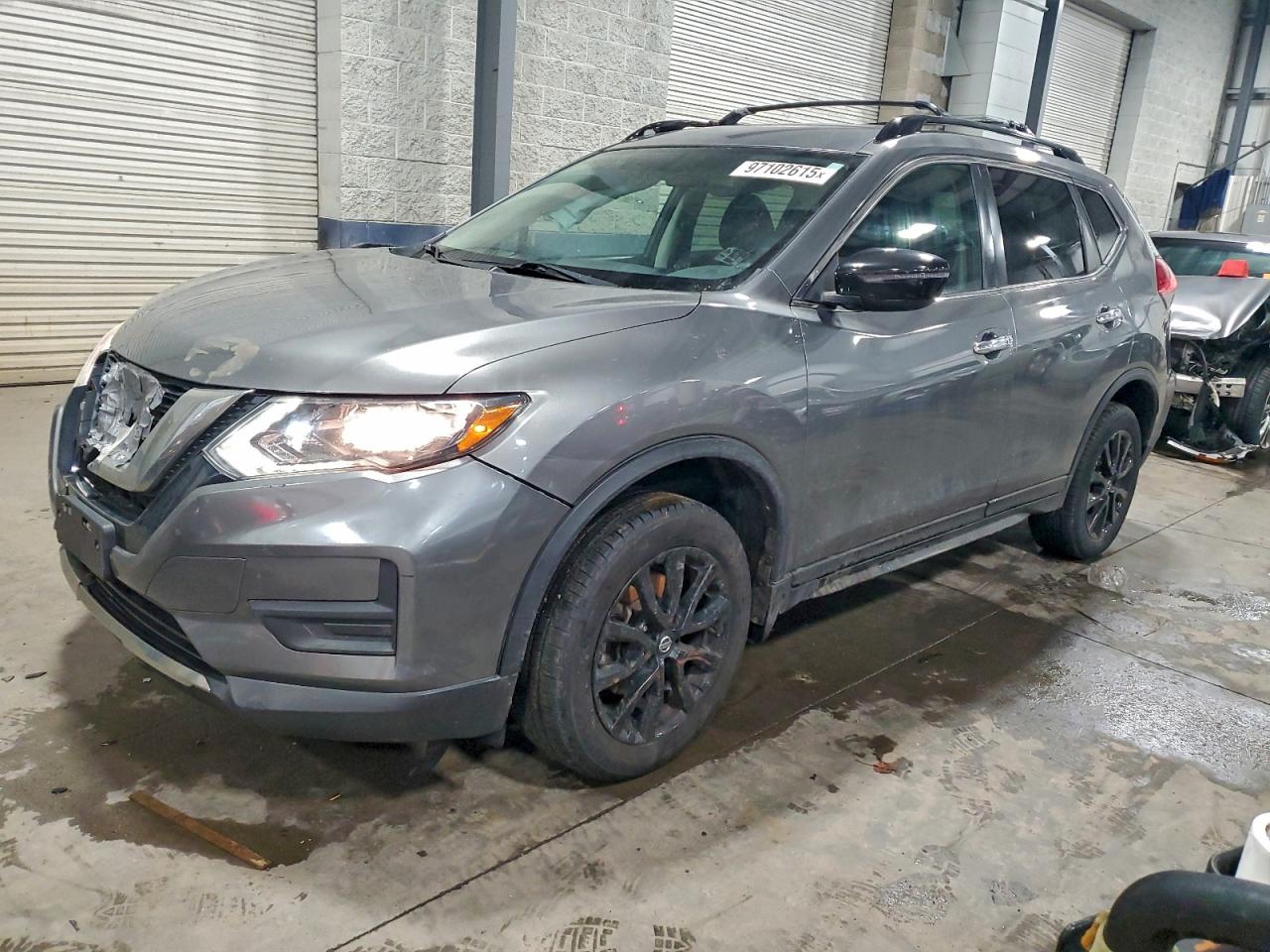2017 NISSAN ROGUE