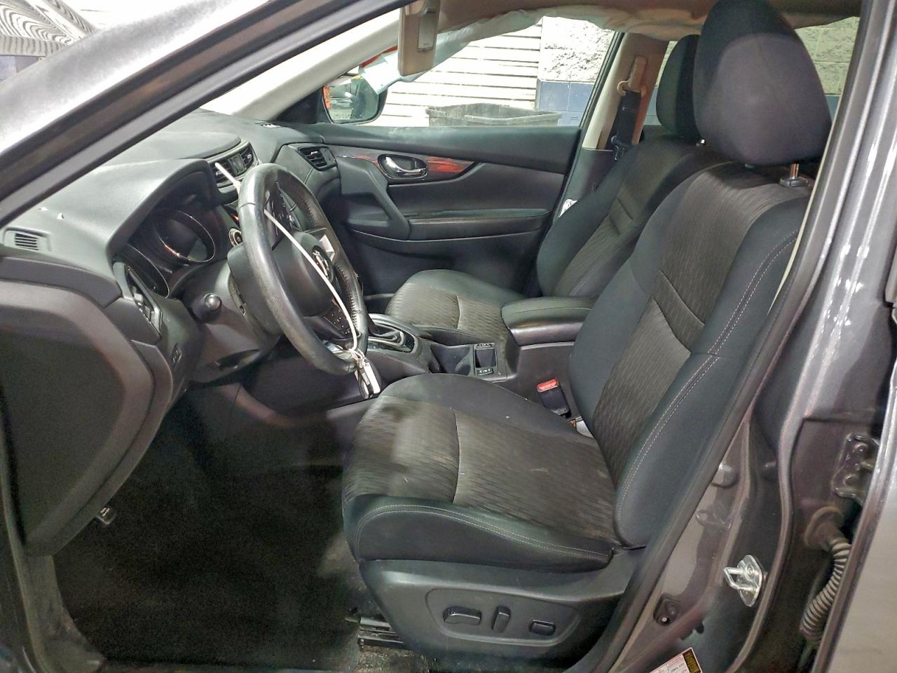 2017 NISSAN ROGUE SV photo 7