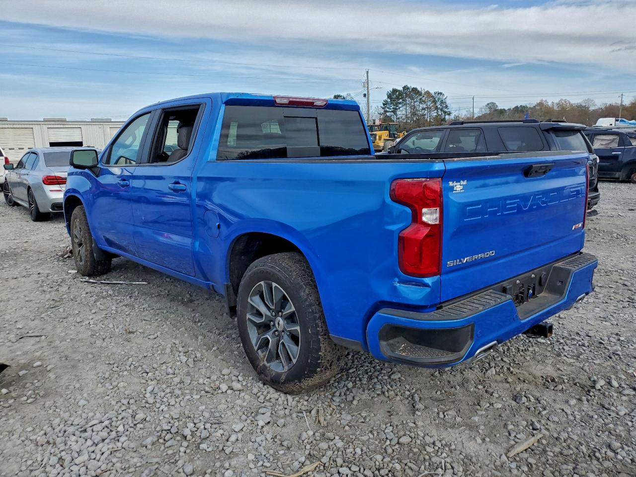 2025 CHEVROLET SILVERADO K1500 RST photo 2