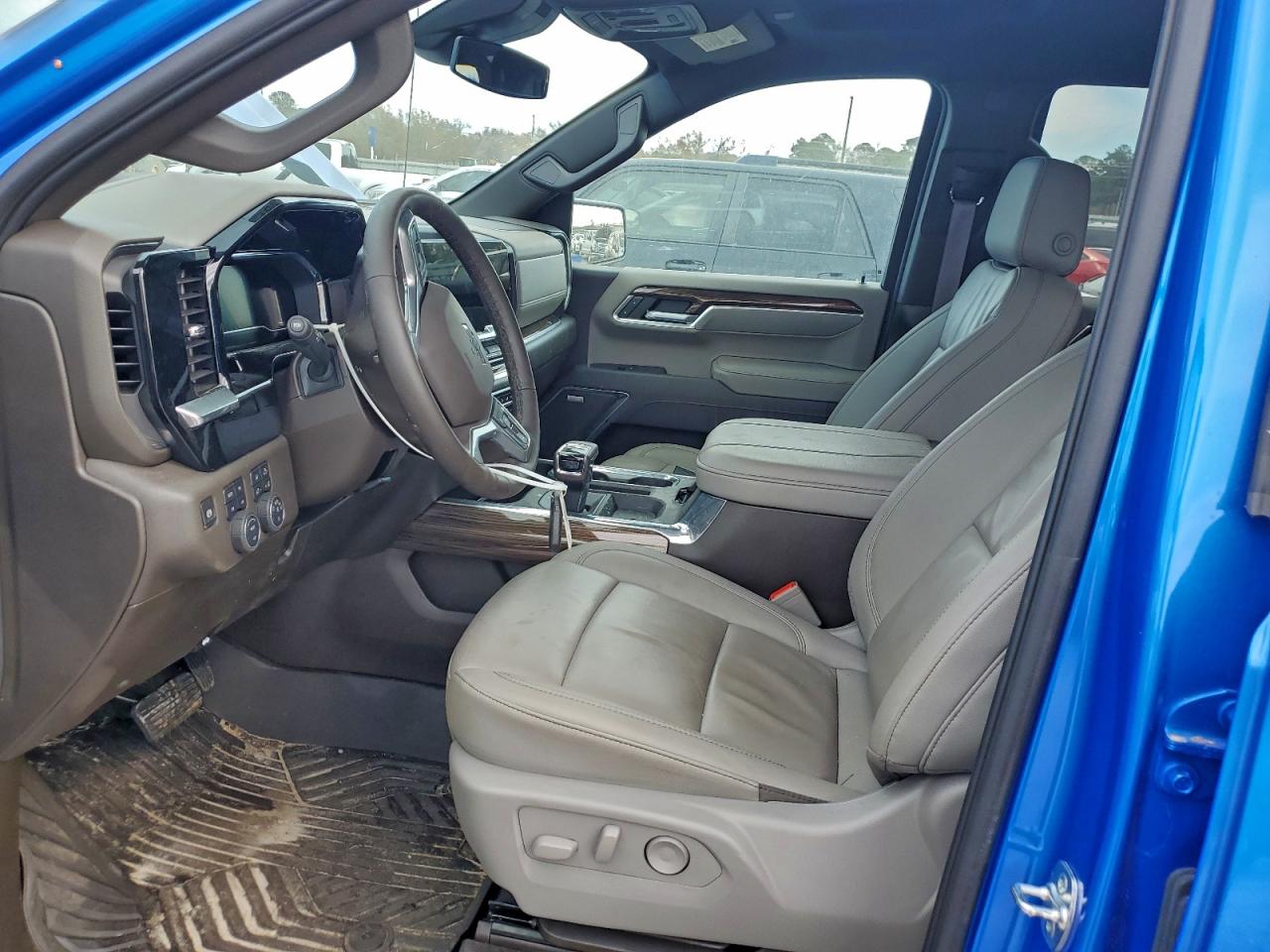 2025 CHEVROLET SILVERADO K1500 RST photo 7