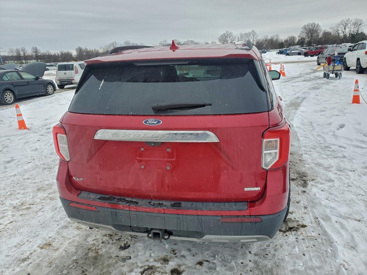 2020 FORD EXPLORER XLT photo 6