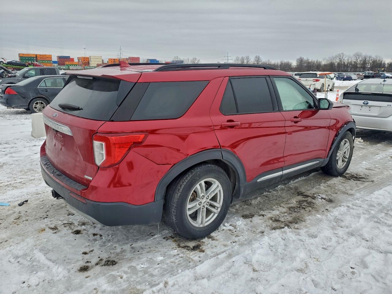 2020 FORD EXPLORER XLT photo 3