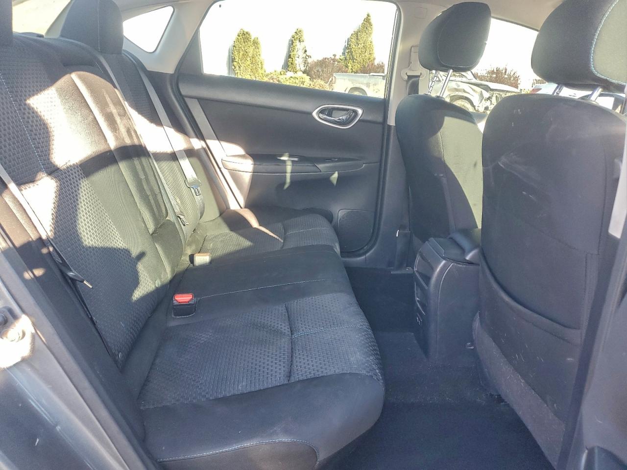 2019 NISSAN SENTRA S photo 19