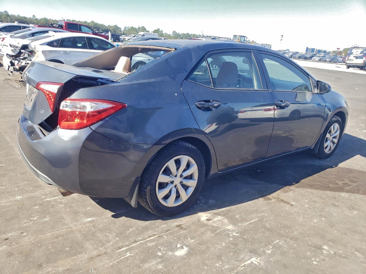 2014 TOYOTA COROLLA L photo 5