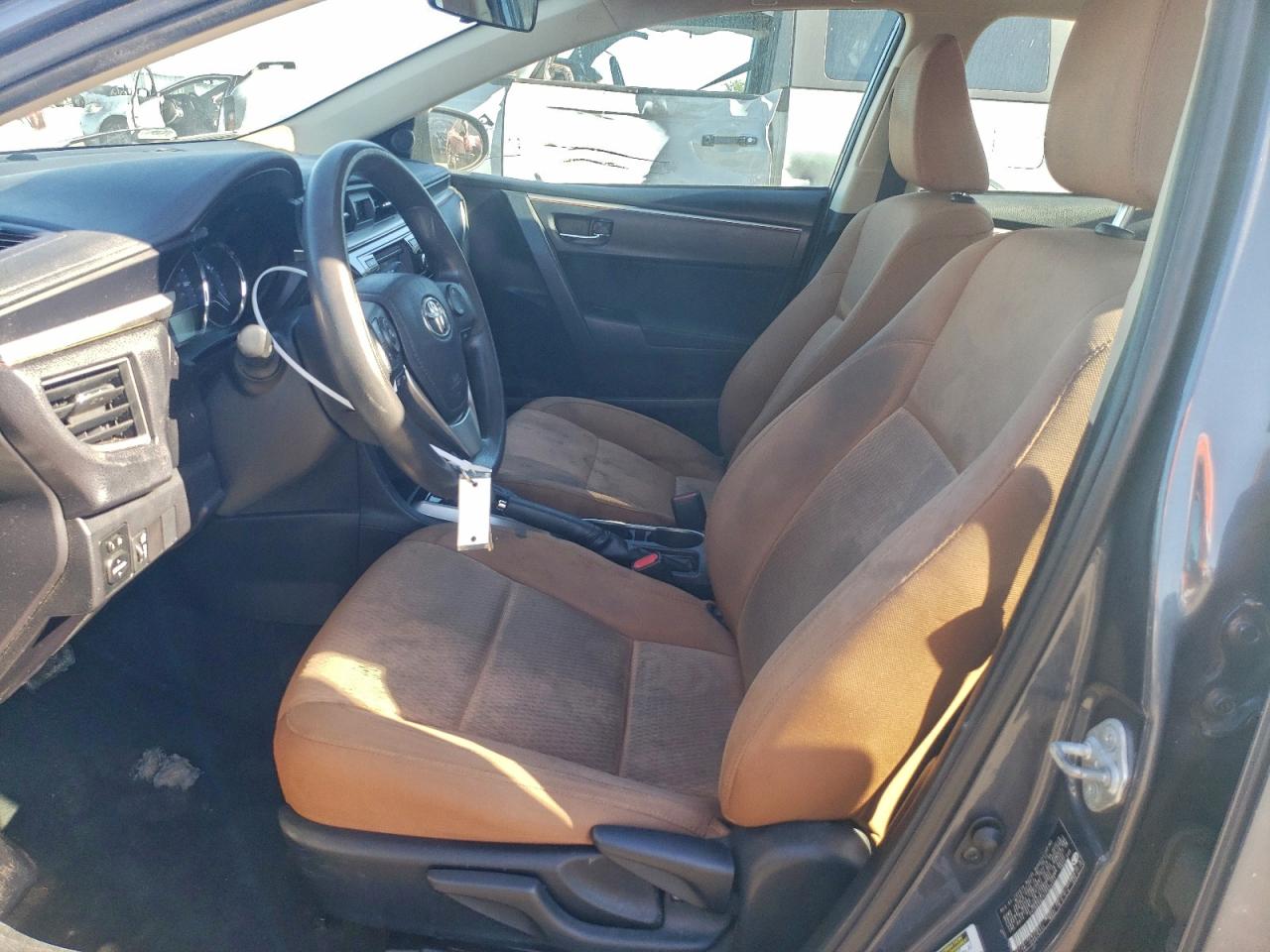 2014 TOYOTA COROLLA L photo 13