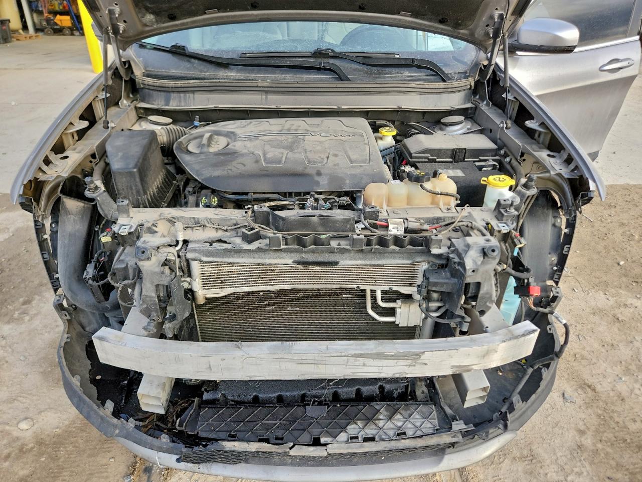 2019 JEEP CHEROKEE LIMITED photo 34