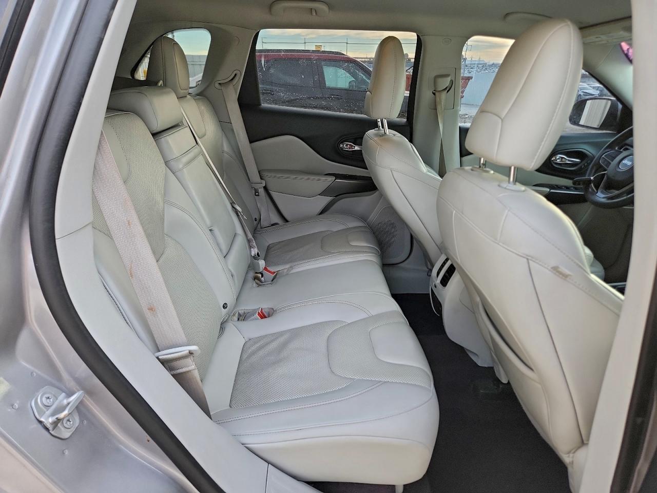 2019 JEEP CHEROKEE LIMITED photo 31