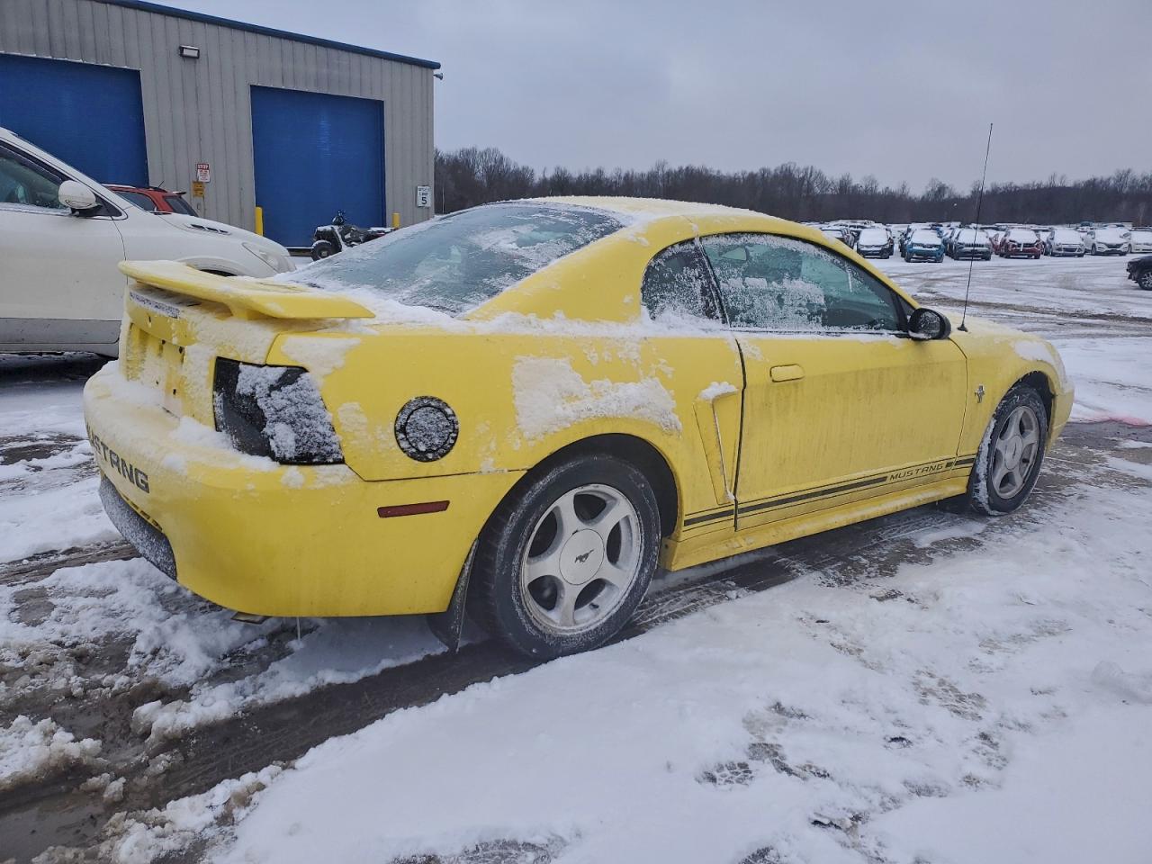 2001 FORD MUSTANG photo 3