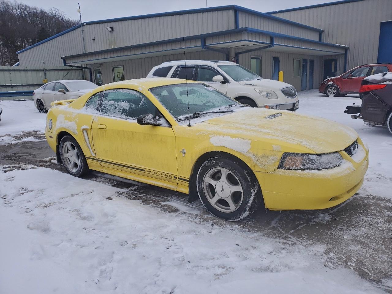 2001 FORD MUSTANG photo 4