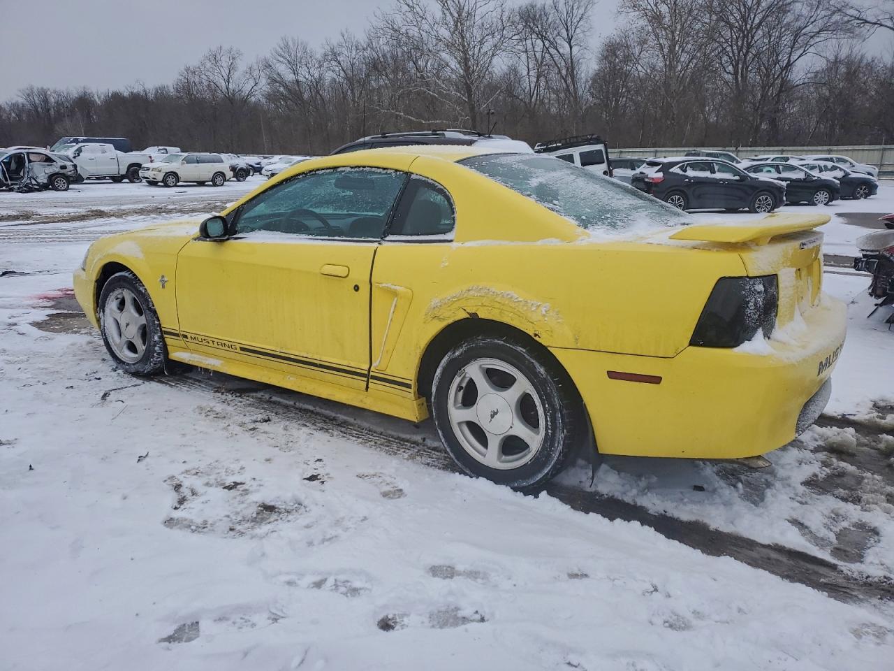 2001 FORD MUSTANG photo 2