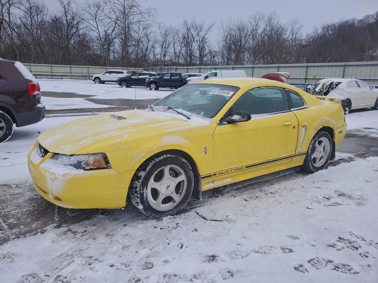 2001 FORD MUSTANG