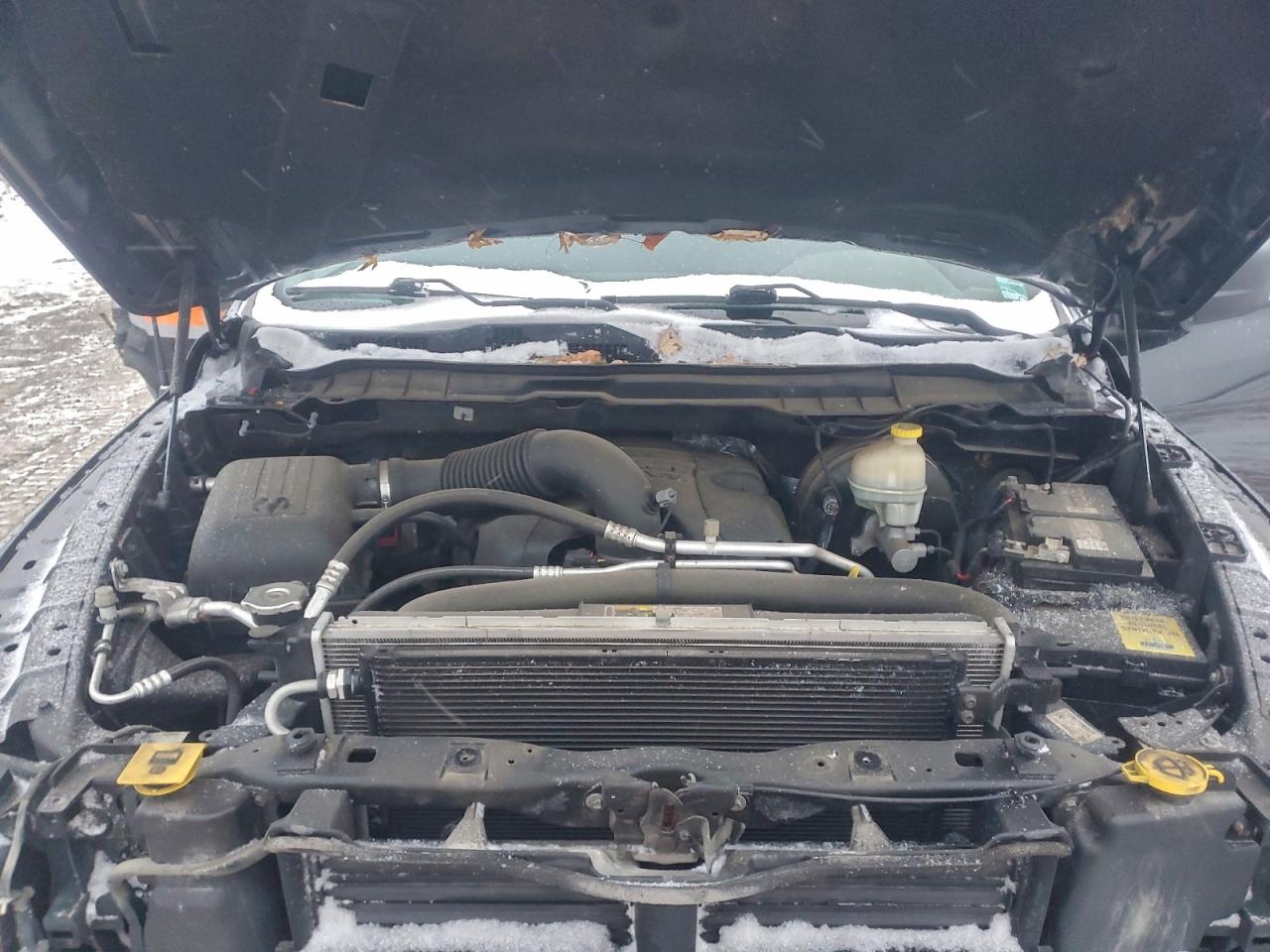 2016 RAM 1500 ST photo 31