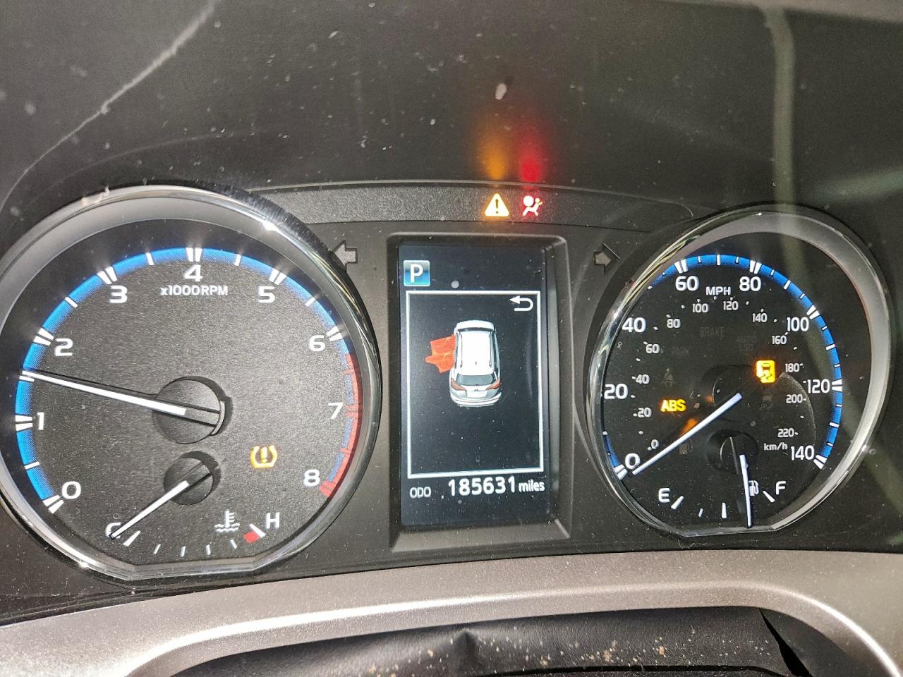 2016 TOYOTA RAV4 XLE photo 25