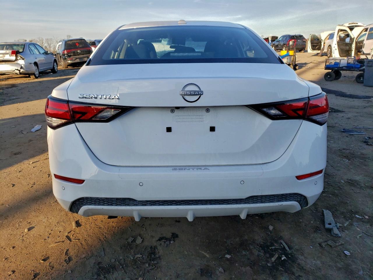 2025 NISSAN SENTRA SV photo 6