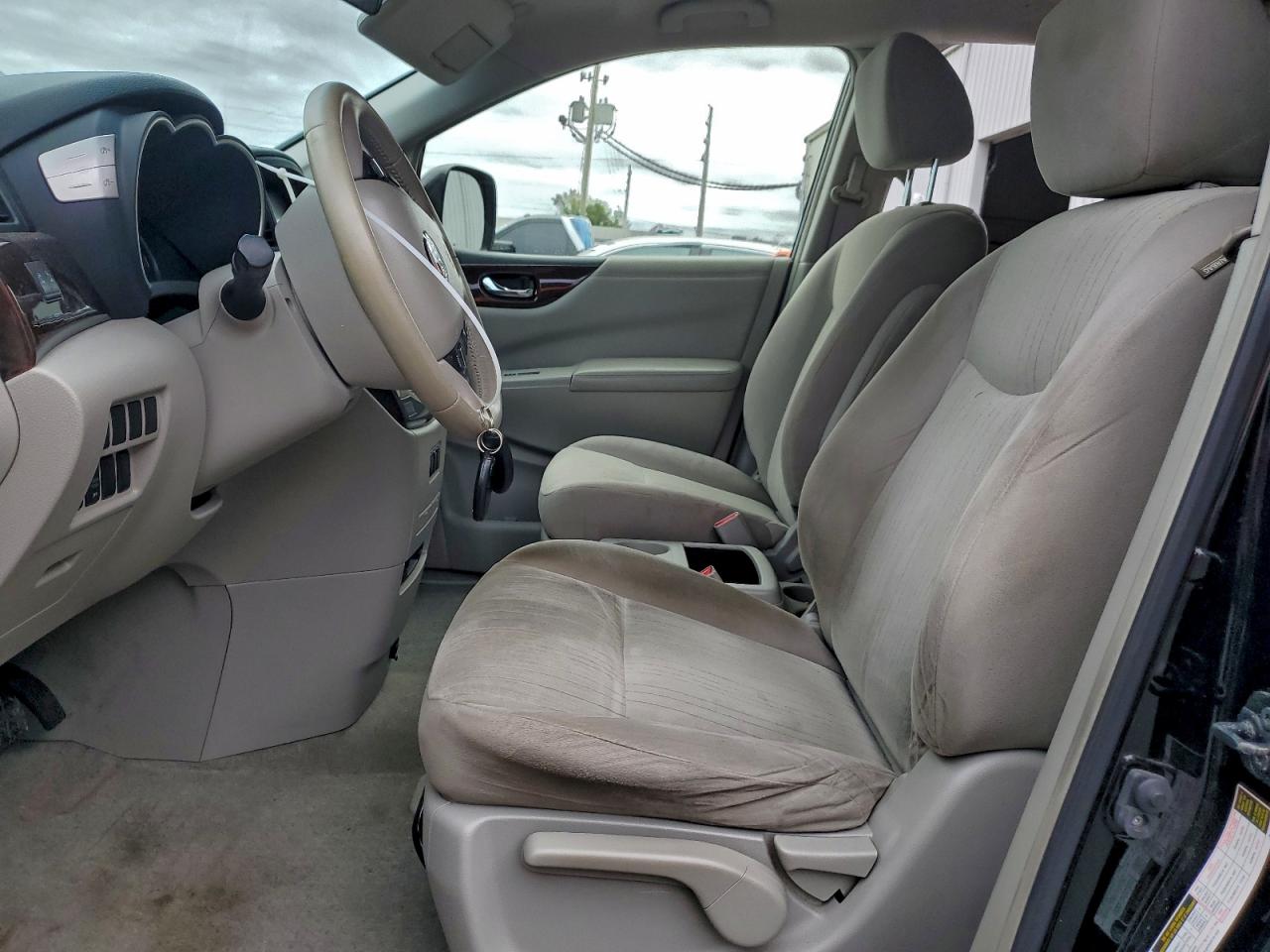 2016 NISSAN QUEST S photo 19