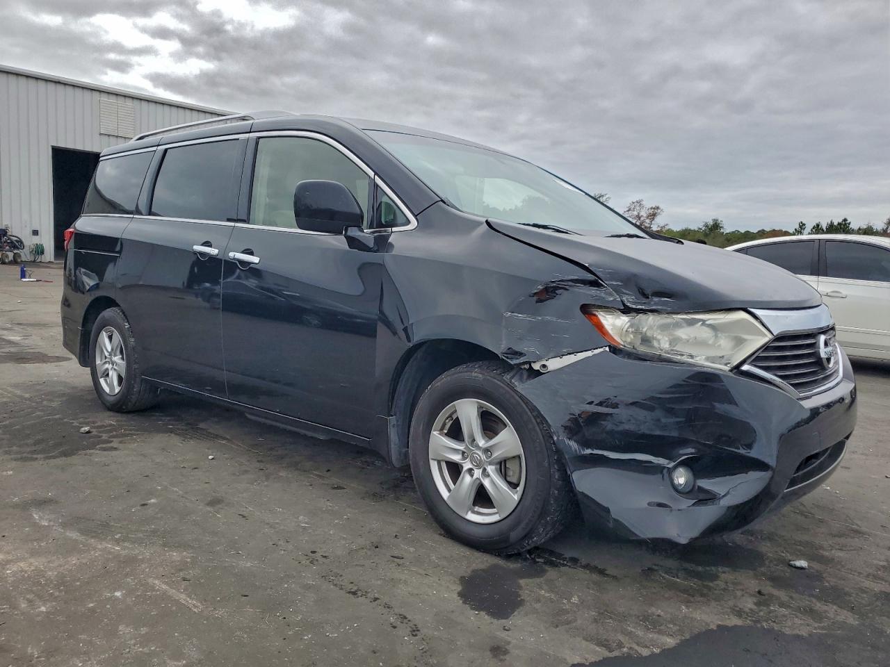 2016 NISSAN QUEST S photo 10